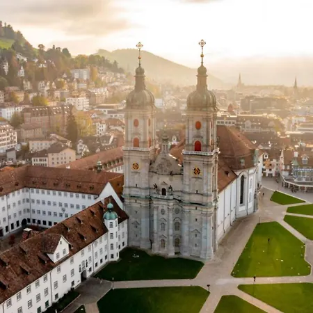 Stilvoll&zentral In St Gallen -wyba Living P